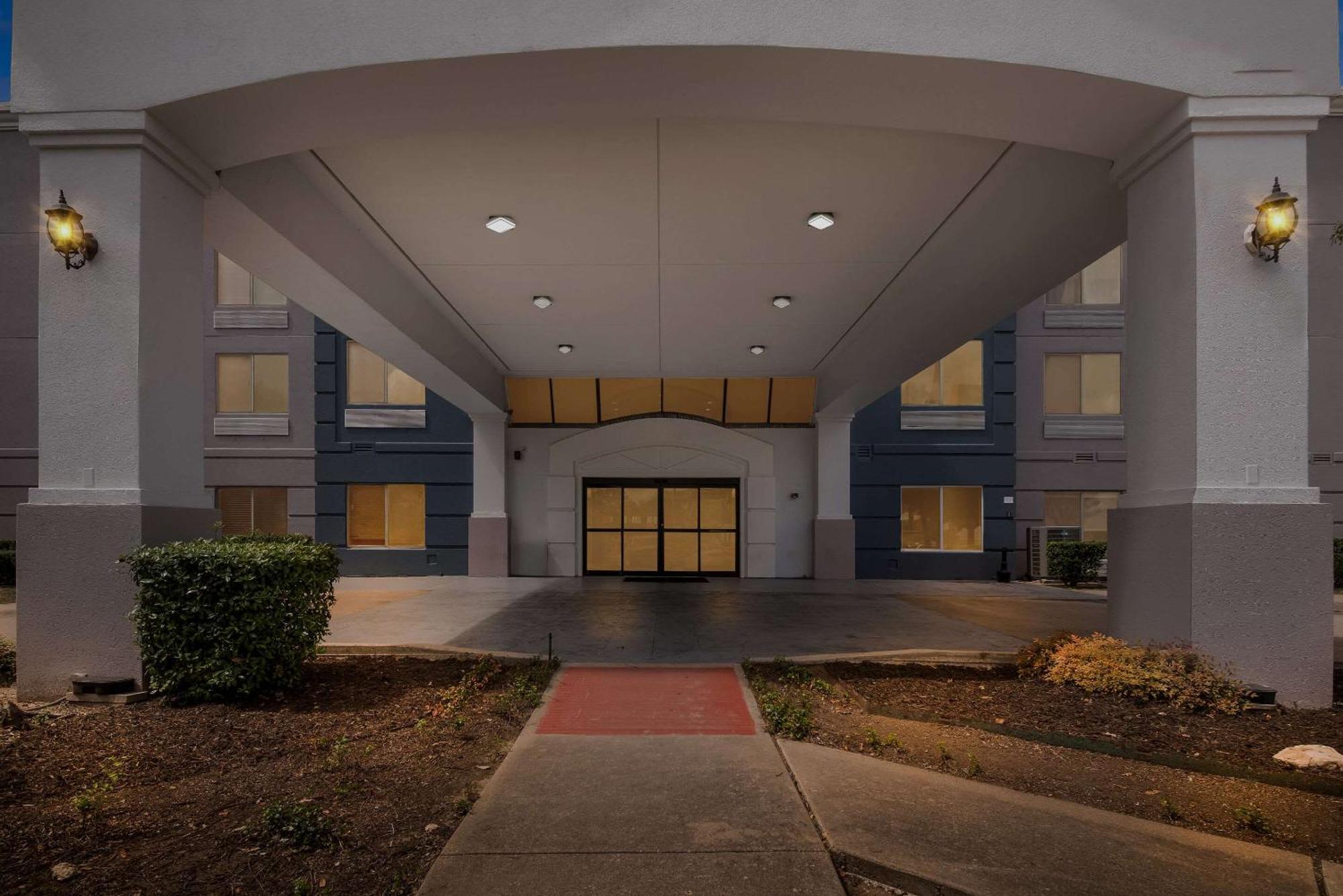 Comfort Suites Austin Airport Dış mekan fotoğraf