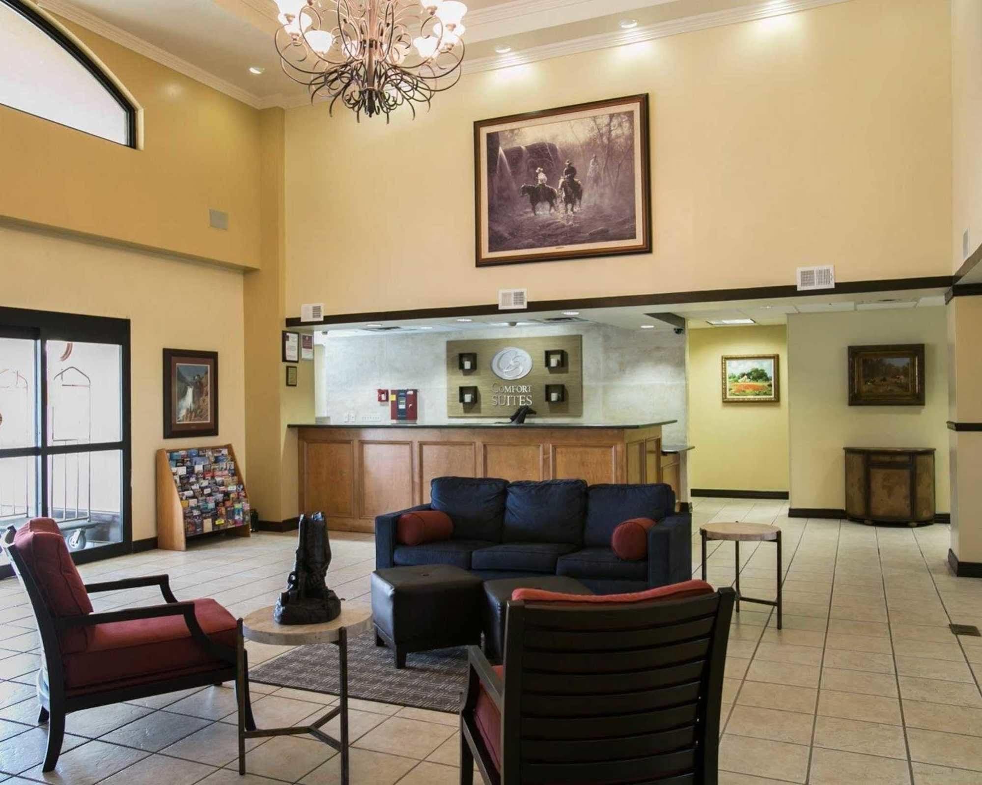 Comfort Suites Austin Airport Dış mekan fotoğraf